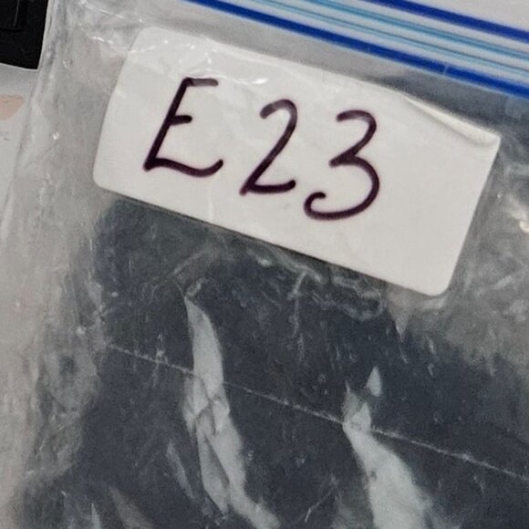 Wearables Navy Blue V-Neck 3/4 Sleeve Top S Cotton‎ Pre-Shrunk Lightweight - Picture 7 of 7